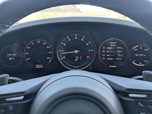 Used 2020 Porsche 911 Carrera image 16