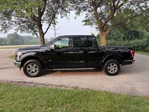Used 2016 Ford F150 Lariat w/ Equipment Group 502A Luxury AWD/4WD image 2