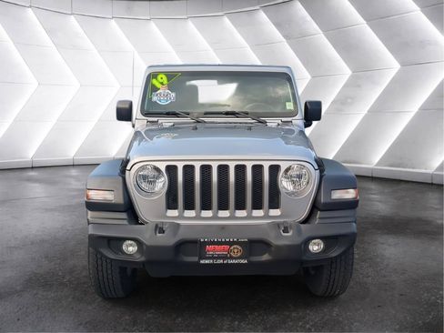Used 2018 Jeep Wrangler Unlimited Sport S AWD/4WD image 8