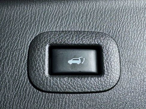 Used 2019 INFINITI QX80 Luxe w/ 22" Wheel Package image 35