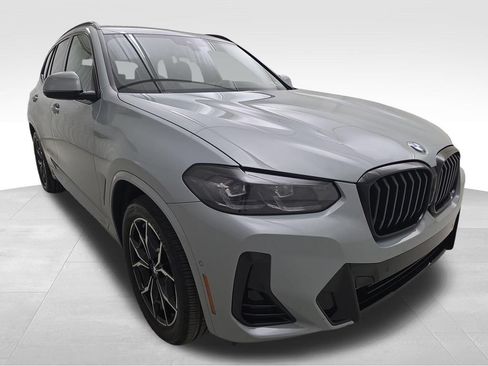 Used 2024 BMW X3 xDrive30i w/ Premium Package AWD/4WD image 2