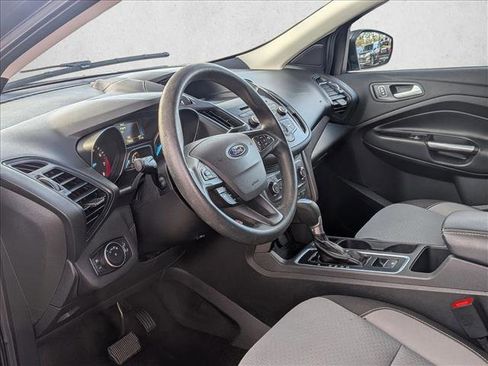 Used 2017 Ford Escape SE image 10