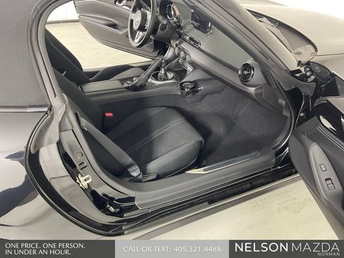 New 2026 MAZDA MX-5 Miata Club w/ Interior Package RWD image 14