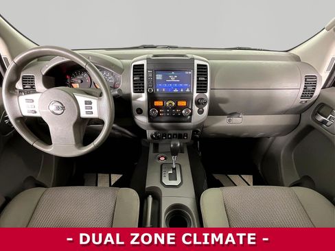 Certified 2021 Nissan Frontier SV w/ Midnight Edition Floor Mats AWD/4WD image 8