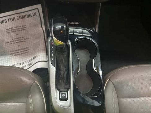 Used 2024 Buick Envista Avenir image 13