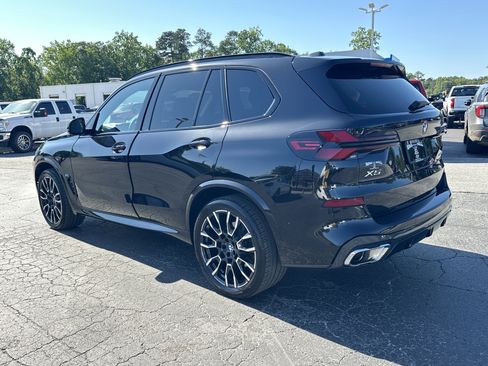 Used 2025 BMW X5 sDrive40i w/ M Sport Package RWD image 6