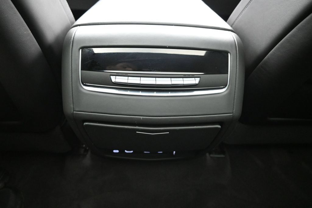 Certified 2023 Cadillac Escalade ESV Sport Platinum w/ LPO, ONYX Package AWD/4WD image 28