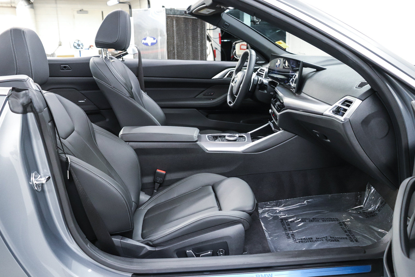Used 2026 BMW 430i Convertible w/ Parking Assistance Package RWD image 21