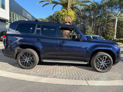 Used 2025 Lexus GX 550 550 Premium+ w/ Accessory Package (2T) image 5