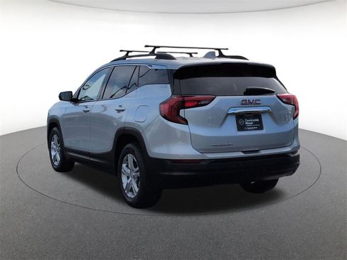 Used 2020 GMC Terrain SLE w/ Driver Convenience Package image 7