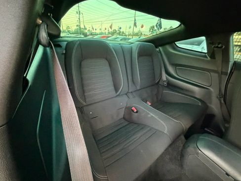 Used 2017 Ford Mustang GT RWD image 24