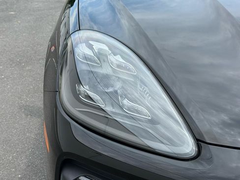 Used 2019 Porsche Cayenne E-Hybrid AWD/4WD image 45