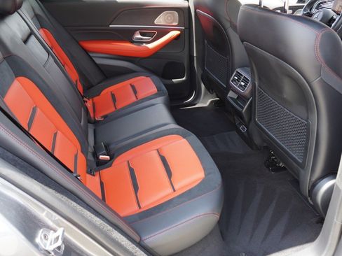 Used 2025 Mercedes-Benz GLE 63 AMG S w/ Driver Assistance Package image 34