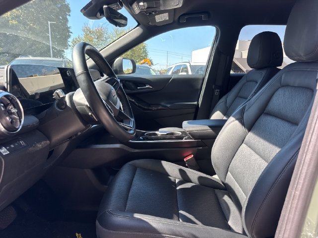 Used 2025 Chevrolet Equinox LT w/ Convenience Package II AWD/4WD image 13
