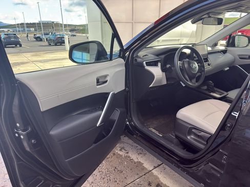 New 2026 Toyota Corolla Cross L image 25