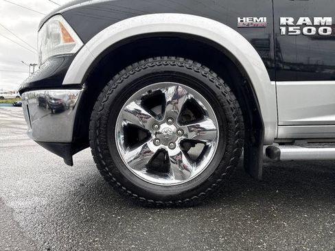Used 2013 RAM 1500 Laramie w/ Convenience Group AWD/4WD image 2