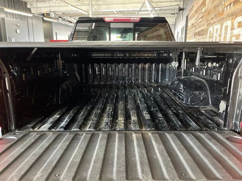 Used 2021 Chevrolet Silverado 1500 LT Trail Boss w/ Convenience Package II AWD/4WD image 24