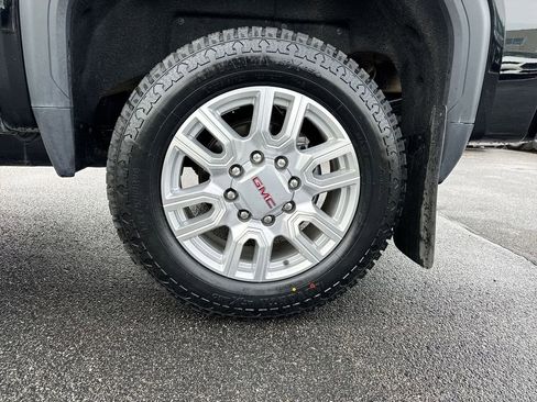 Used 2024 GMC Sierra 2500 SLT AWD/4WD image 26