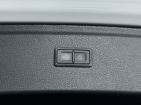 Used 2023 Audi Q5 2.0T Premium Plus w/ Premium Plus Package AWD/4WD image 28