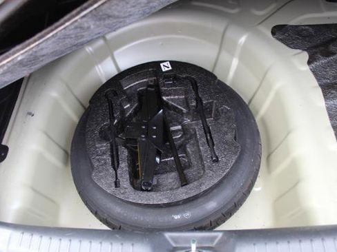 Used 2012 Kia Forte EX FWD image 15