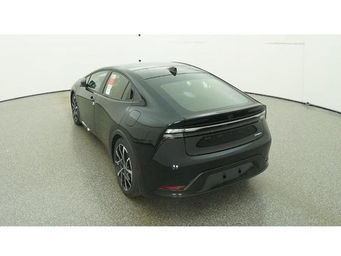 New 2026 Toyota Prius Plug-In Hybrid image 6