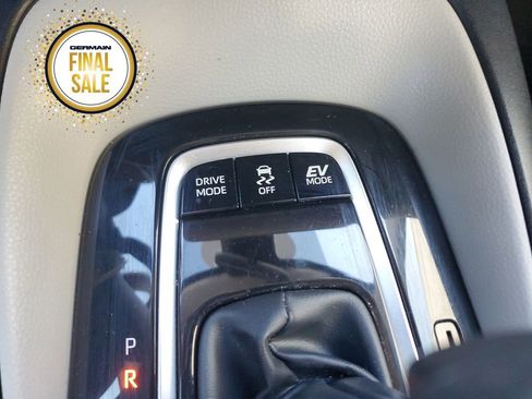 Certified 2023 Toyota Corolla LE image 29