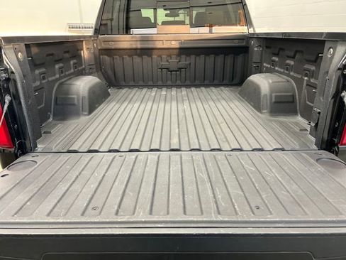 Used 2021 Chevrolet Silverado 1500 LTZ w/ LTZ Premium Package image 15