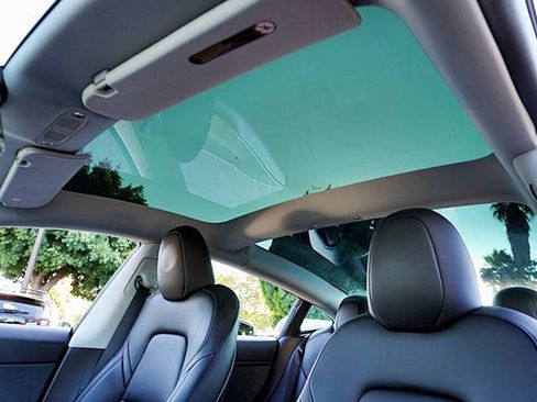 Used 2023 Tesla Model 3 Standard Range RWD image 16