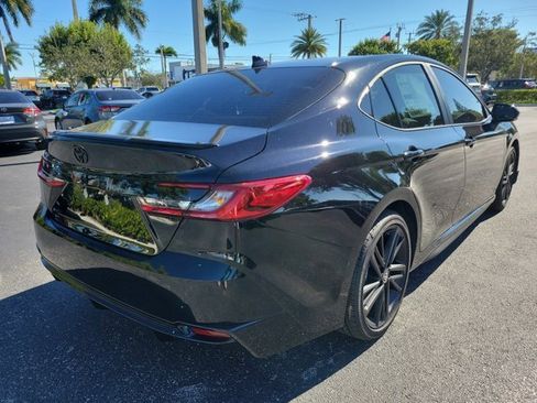 New 2026 Toyota Camry Hybrid image 4