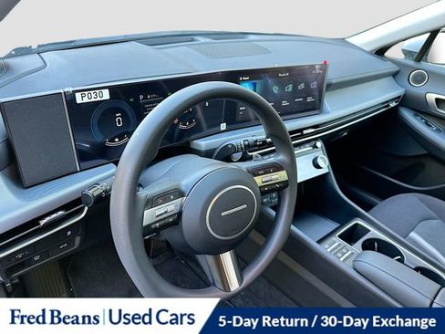 Used 2025 Hyundai Sonata SEL AWD/4WD image 12