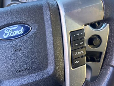 Used 2010 Ford F150 Platinum image 28