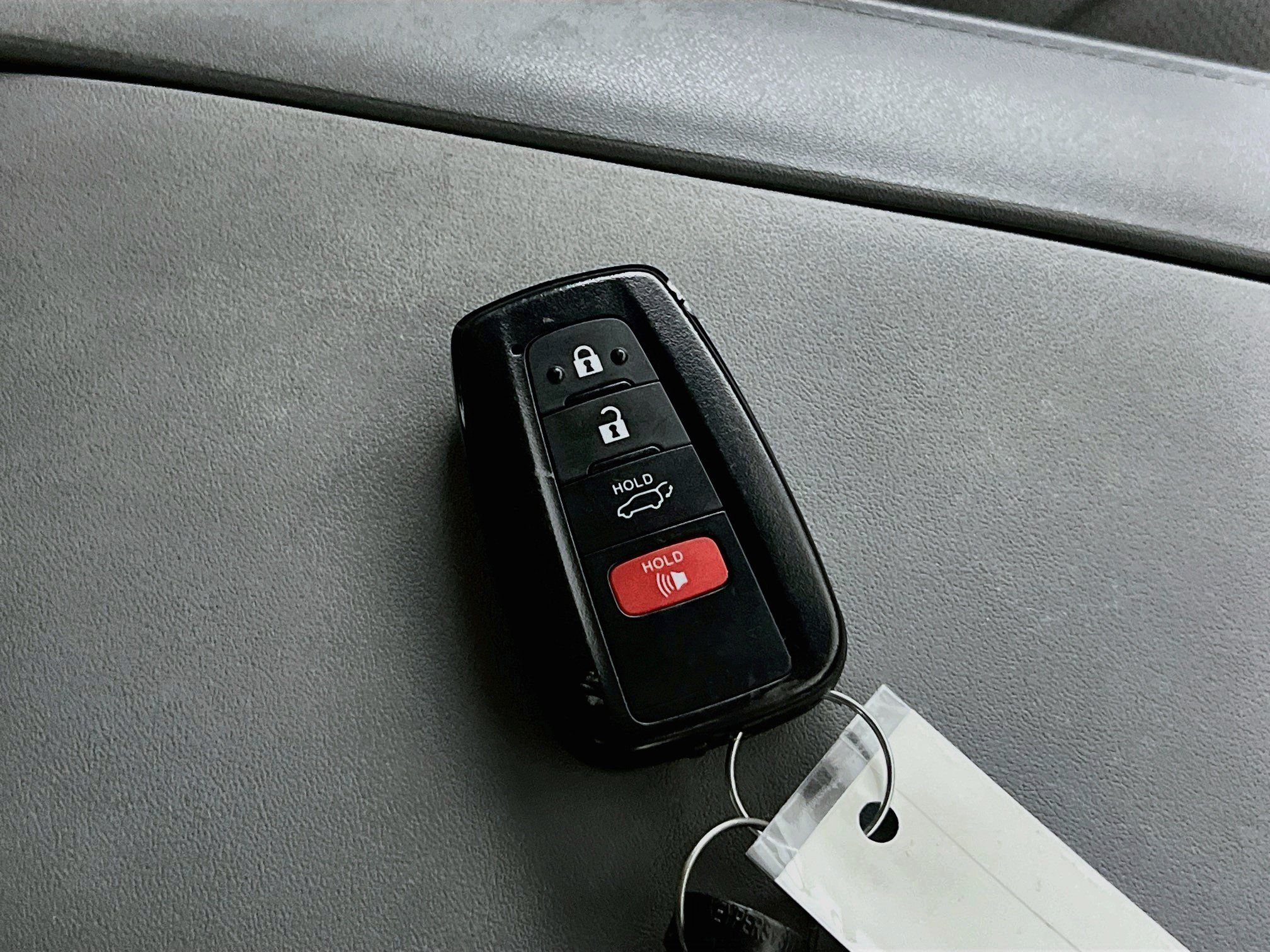 Used 2023 Toyota Highlander Platinum AWD/4WD image 36