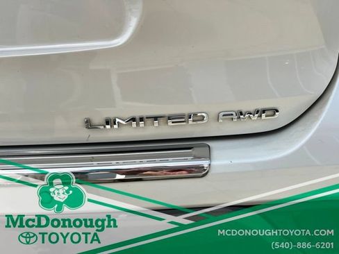 Used 2020 Toyota Highlander Limited AWD/4WD image 28