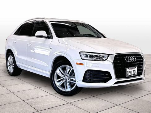 Used 2018 Audi Q3 2.0T Premium Plus w/ Premium Plus Package FWD image 3