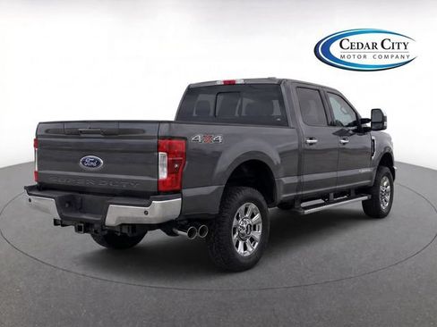 Used 2017 Ford F250 Lariat w/ Lariat Ultimate Package AWD/4WD image 3