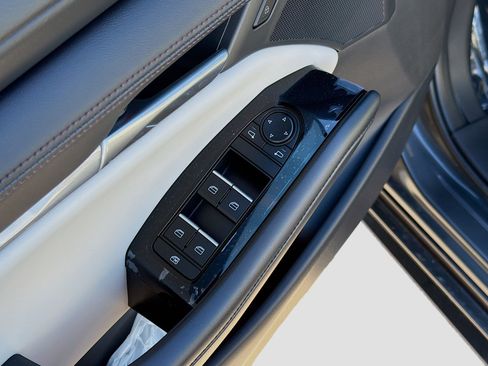 New 2026 MAZDA MAZDA3 2.5 S Sedan w/ Preferred Pkg image 22
