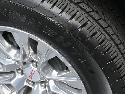 Used 2021 GMC Yukon Denali w/ LPO, Illumination Package image 51