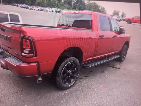 Used 2026 RAM 2500 Big Horn AWD/4WD image 4