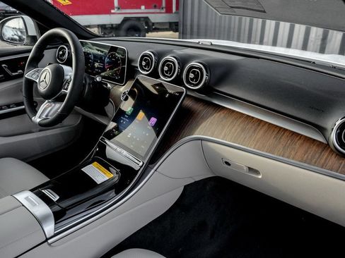Used 2026 Mercedes-Benz C 300 4MATIC Sedan image 20