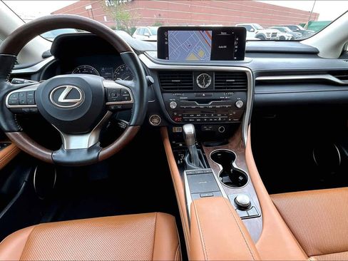 Used 2022 Lexus RX 350L FWD w/ Premium Package image 15