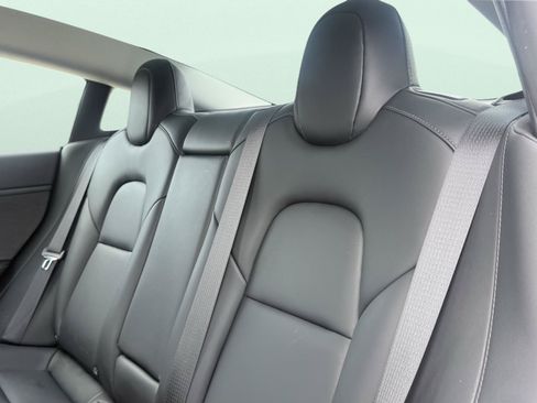 Used 2019 Tesla Model 3 Standard Range RWD image 30