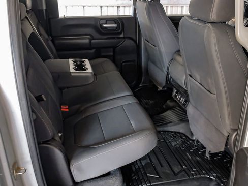 Used 2022 Chevrolet Silverado 3500 LT w/ Convenience Package image 36