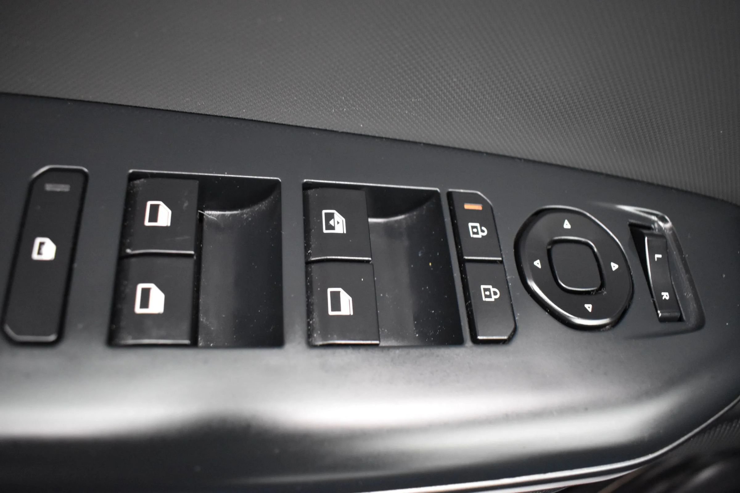 Used 2025 Kia K4 FWD image 20