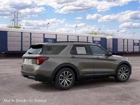New 2027 Ford Explorer ST-Line AWD/4WD image 6