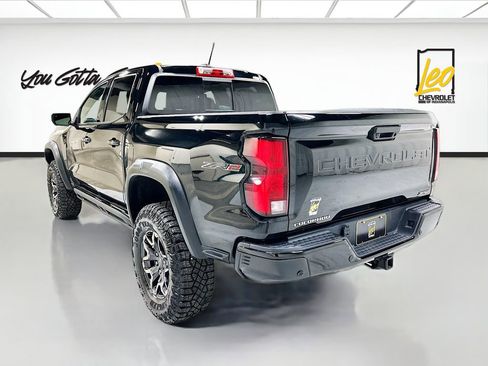 Used 2025 Chevrolet Colorado ZR2 w/ Technology Package image 7