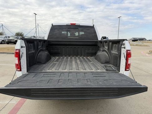 Used 2019 Ford F150 XLT w/ Equipment Group 302A Luxury image 5