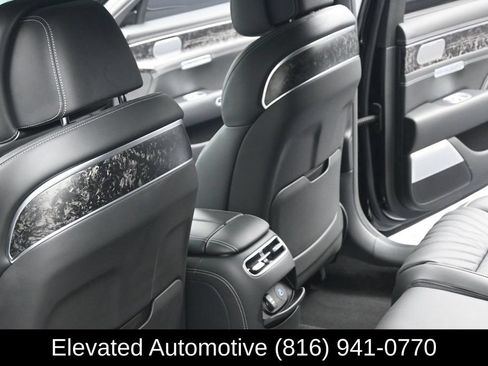 Used 2024 Genesis G90 3.5T AWD/4WD image 19