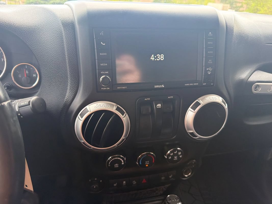Used 2013 Jeep Wrangler Rubicon w/ PWR Convenience Group AWD/4WD image 17