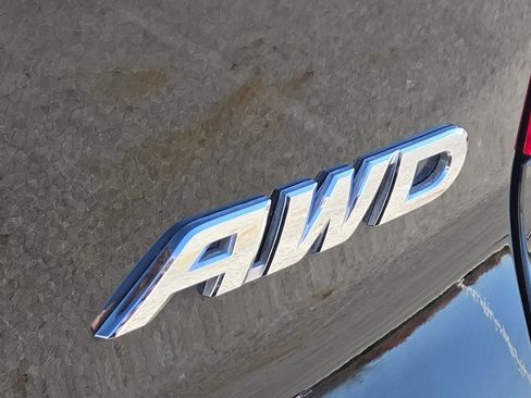 Used 2023 Honda Passport EX-L image 11