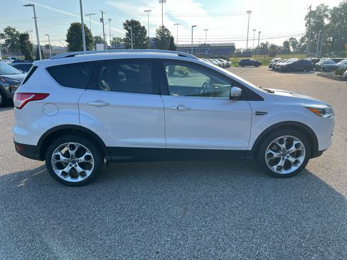 Used 2016 Ford Escape Titanium AWD/4WD image 10